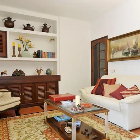 Вілла Casa Gondi - Right By Gale - Large Lush Gardens *